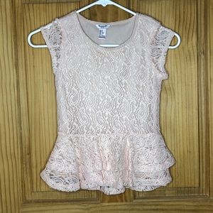 Forever 21 Girls Peach/Pink Lace Peplum Top (S)